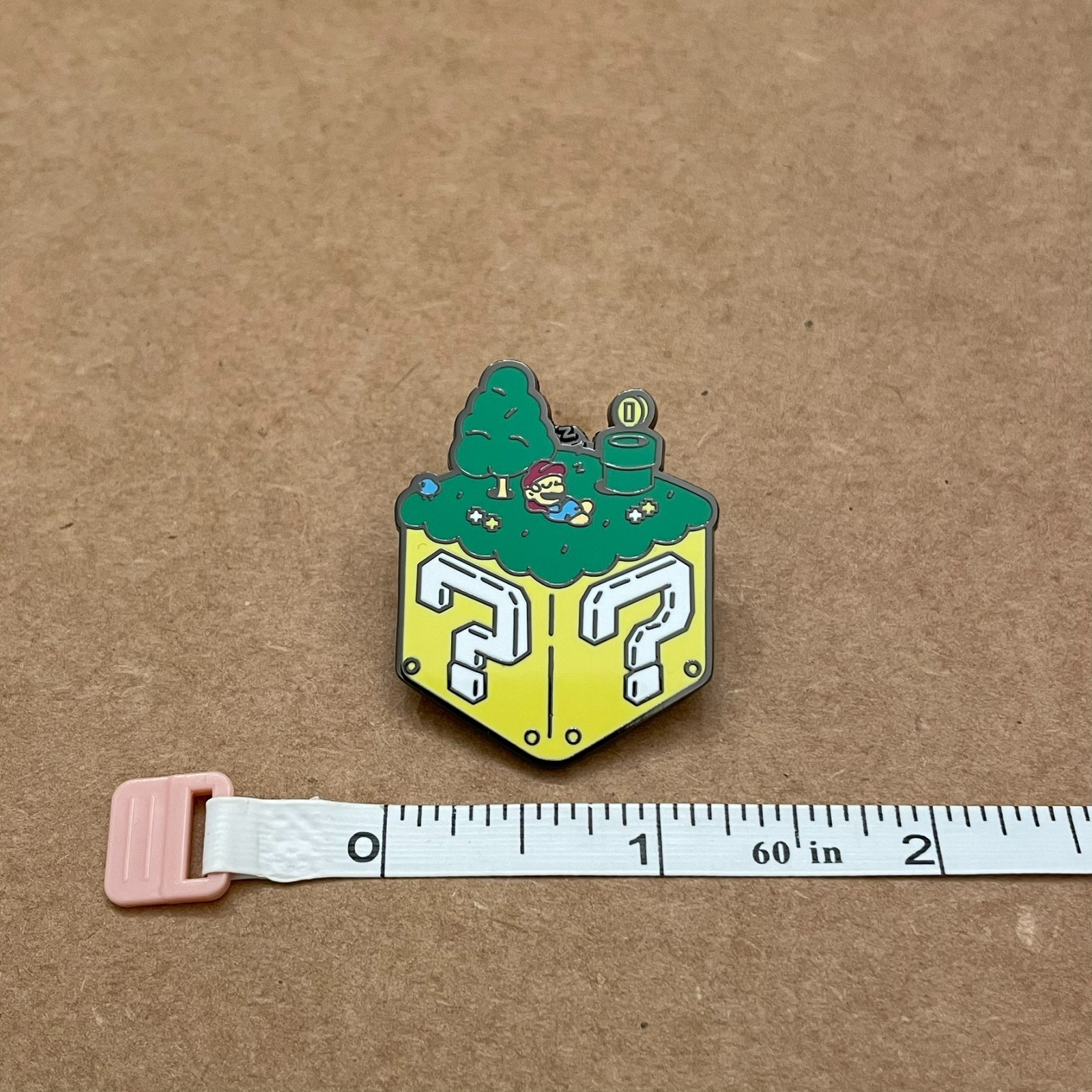 Pin – Video games – Character Chilling – Inspired by Mario / Nintendo