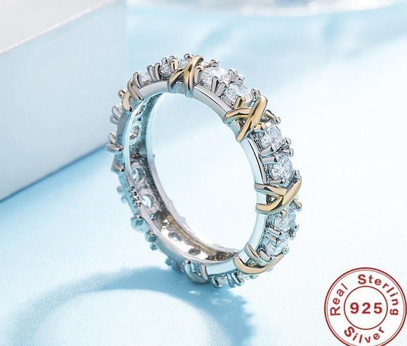 Classic Luxury 925 Sterling Silver Ring with Zircon Crystal Ring for Woman Gift