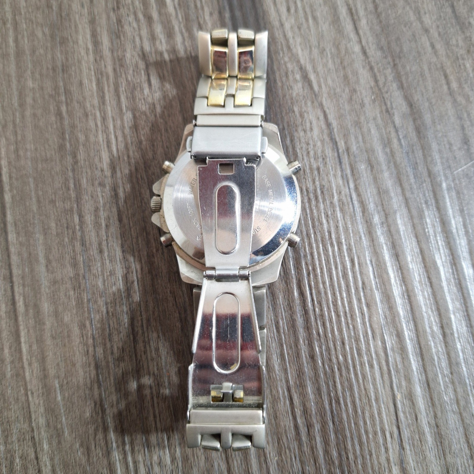 Benrus Advance Mens Chronograph Watch Two Tone BNW25413W Silver Dial 100FT V377