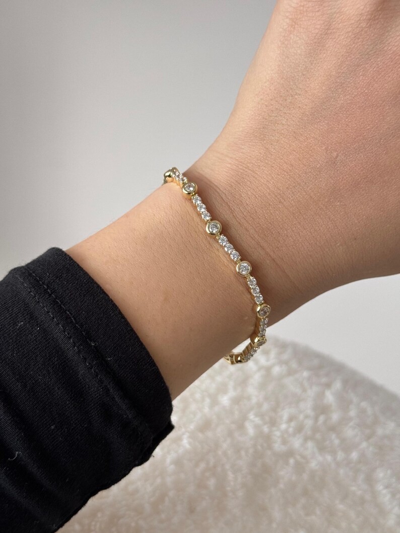 9.00 Ctw Round Lab-Created Diamond Bezel Tennis Bracelet 14k Yellow Gold Plated