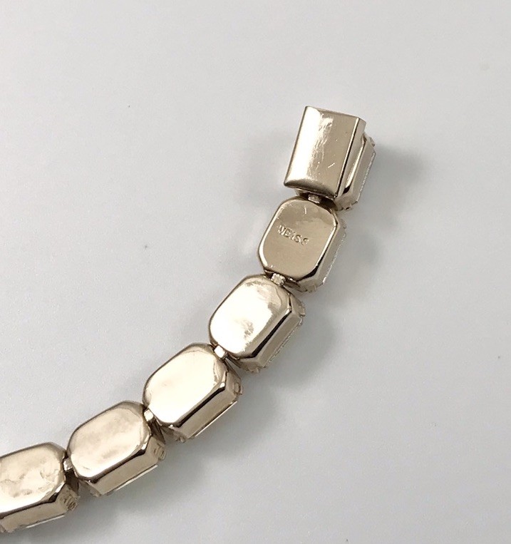 Brilliant Vintage Weiss Emerald Cut Aurora Borealis Gold Tone Bracelet. #890
