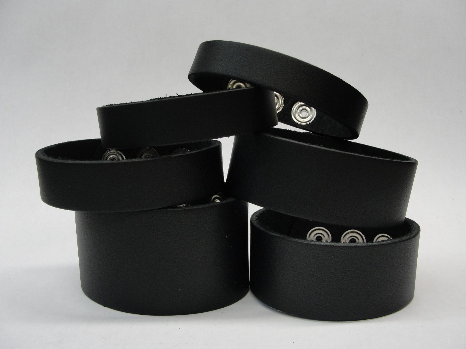 Manzoor Plain Full Grain Leather Bracelet Handmade Black White Red Pink Brown
