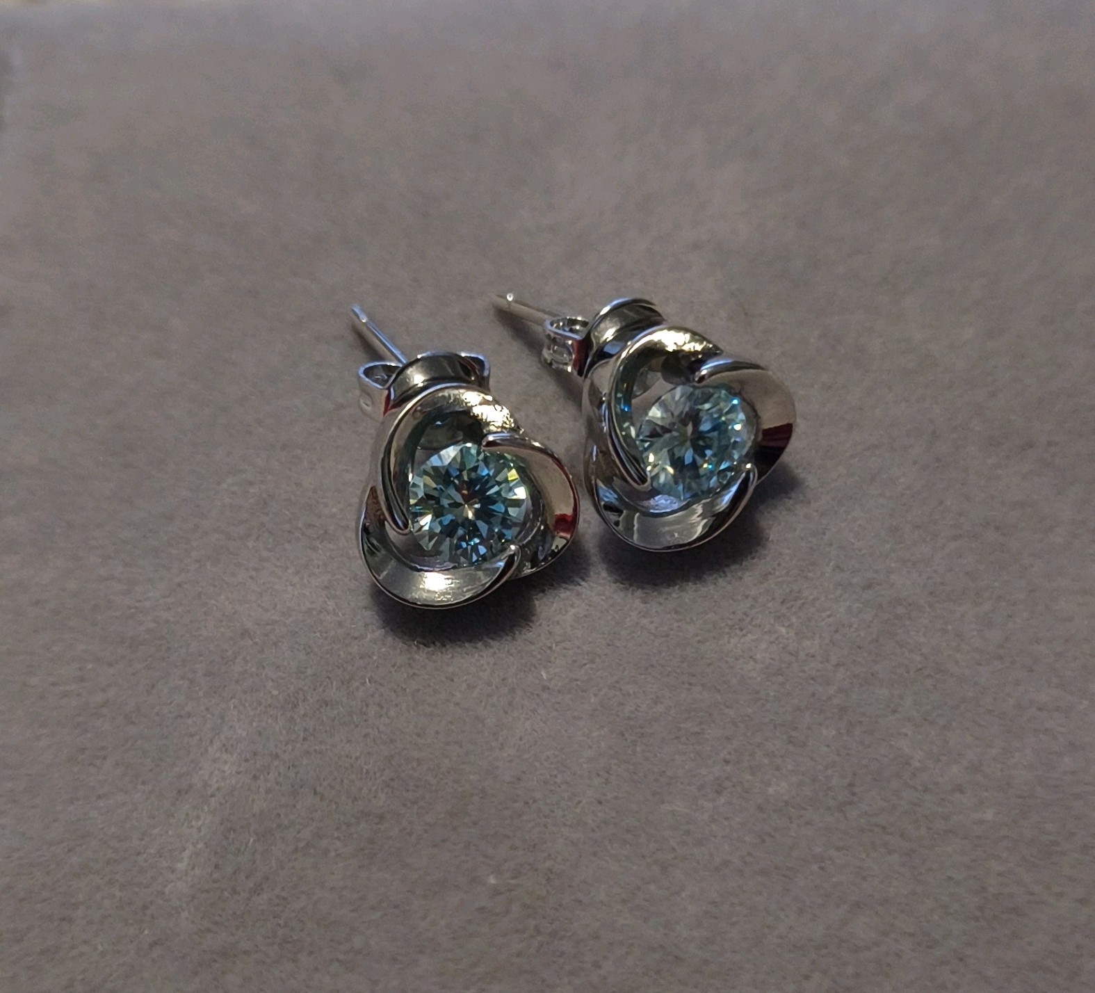 Blue Green Moissanite Stud Earrings 1.0 Ct Butterfly Back GRA Cert