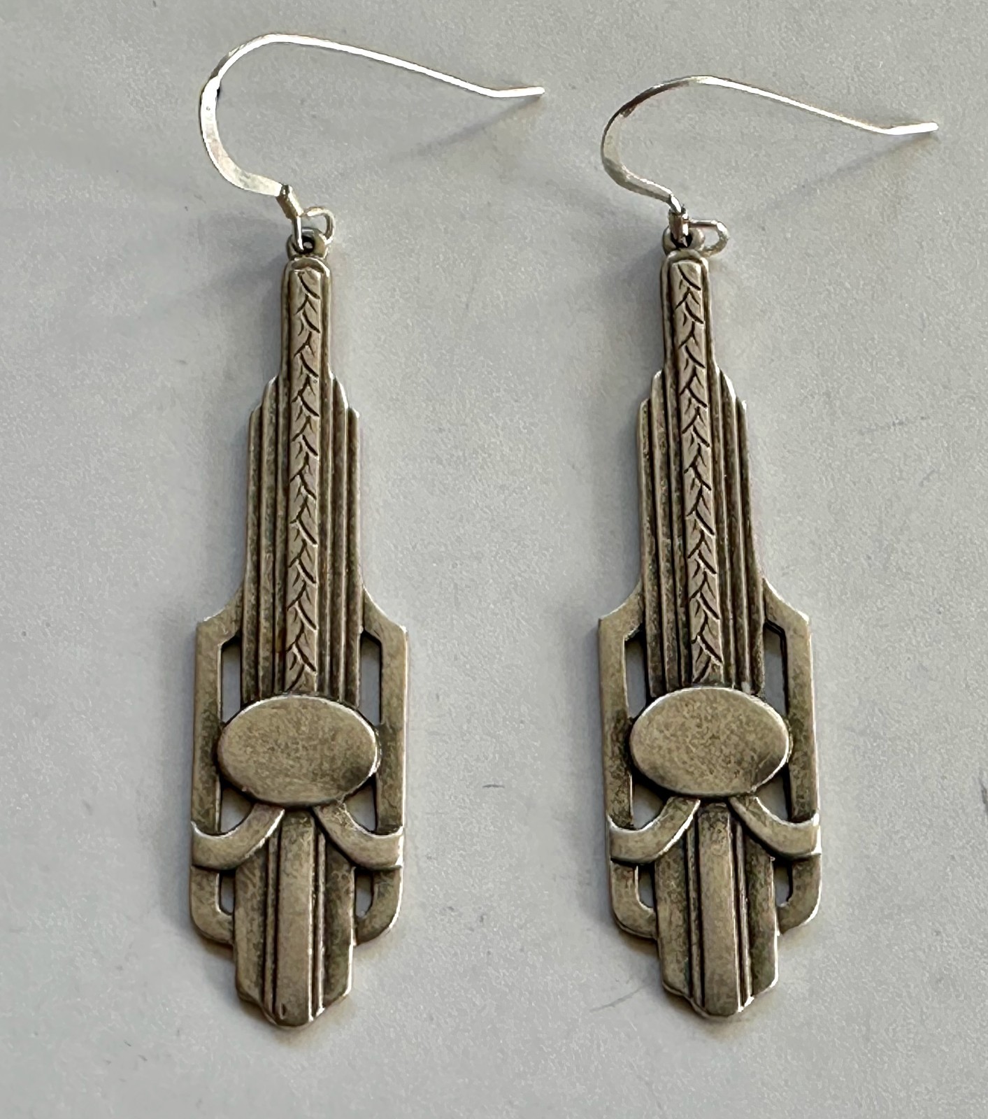 Art deco style design silver oxide dramatic stylish 2″ earrings sterling wires