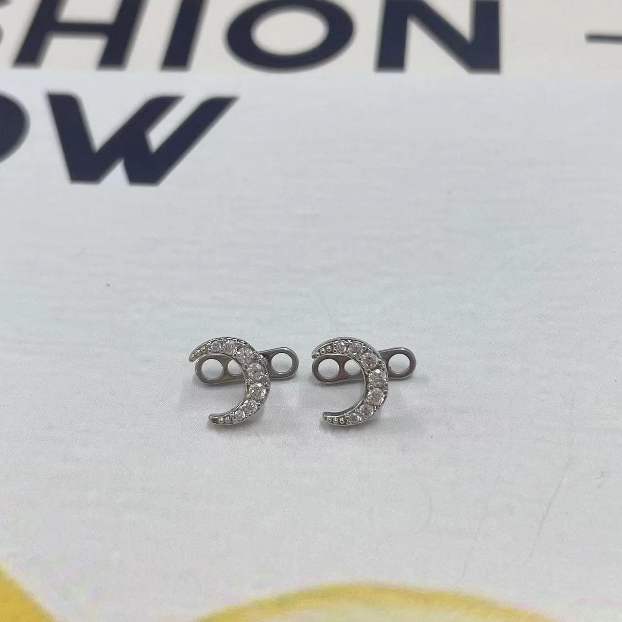 2Pcs 14G Cubic Zirconia Dermal Anchor Tops and Base Surgical Steel Dainty Cry…