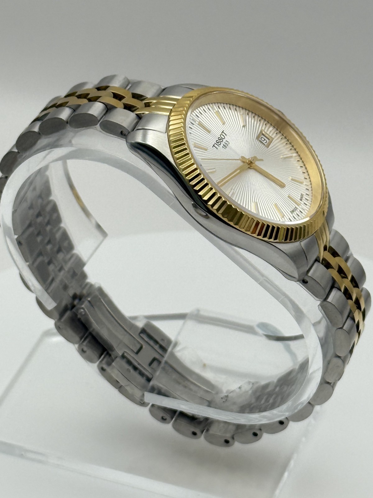 Tissot Ballade Quartz Silver Dial Ladies 34mm. Watch T1562102203100
