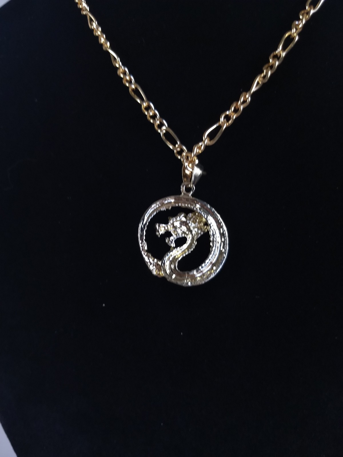 Dragon Pendant Necklace Lot 4 Gold Tone Pendants Chains Modern Rectangle Round