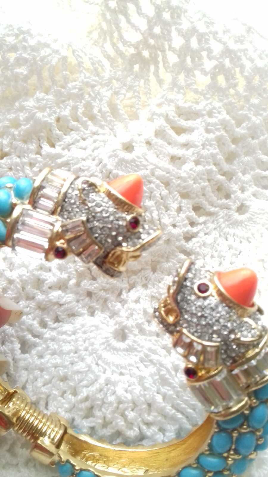 KENNETH LANE KJL KOI FISH GP CUFF/BRACELET TURQUOISE/CORAL CABS RED/ICE CRYSTALS