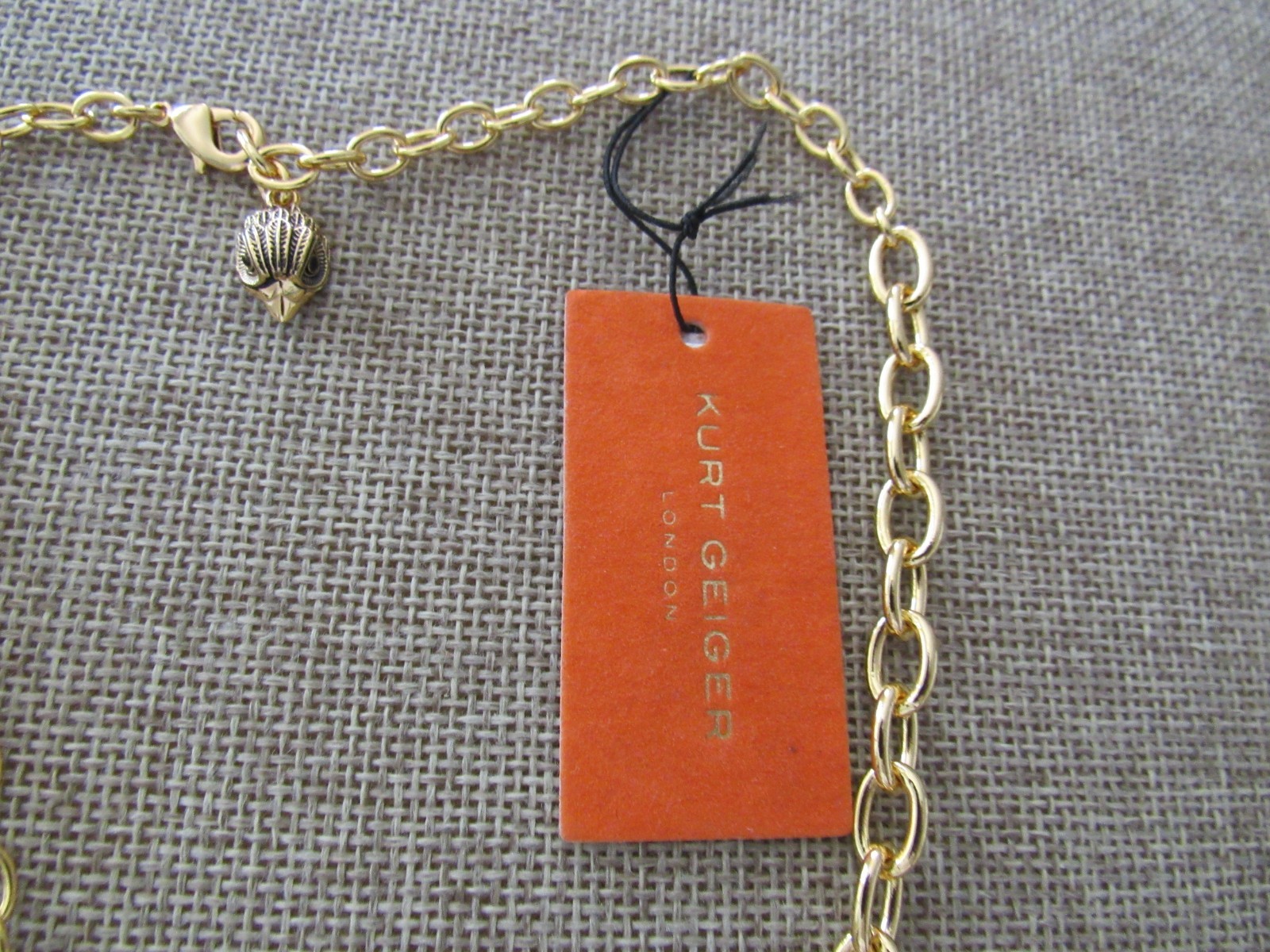 KURT GEIGER LONDON GOLD TONE link CHAIN CHRYSTAL HEART NECKLACE NWT
