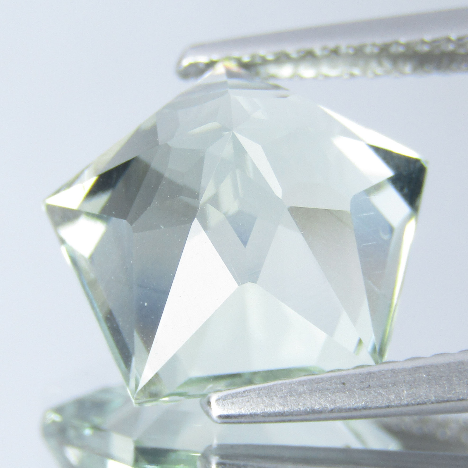 6.88Cts Nice Natural Green Amethyst (Prasiolite) 12.2mm Fancy Pentagon Cut Gem