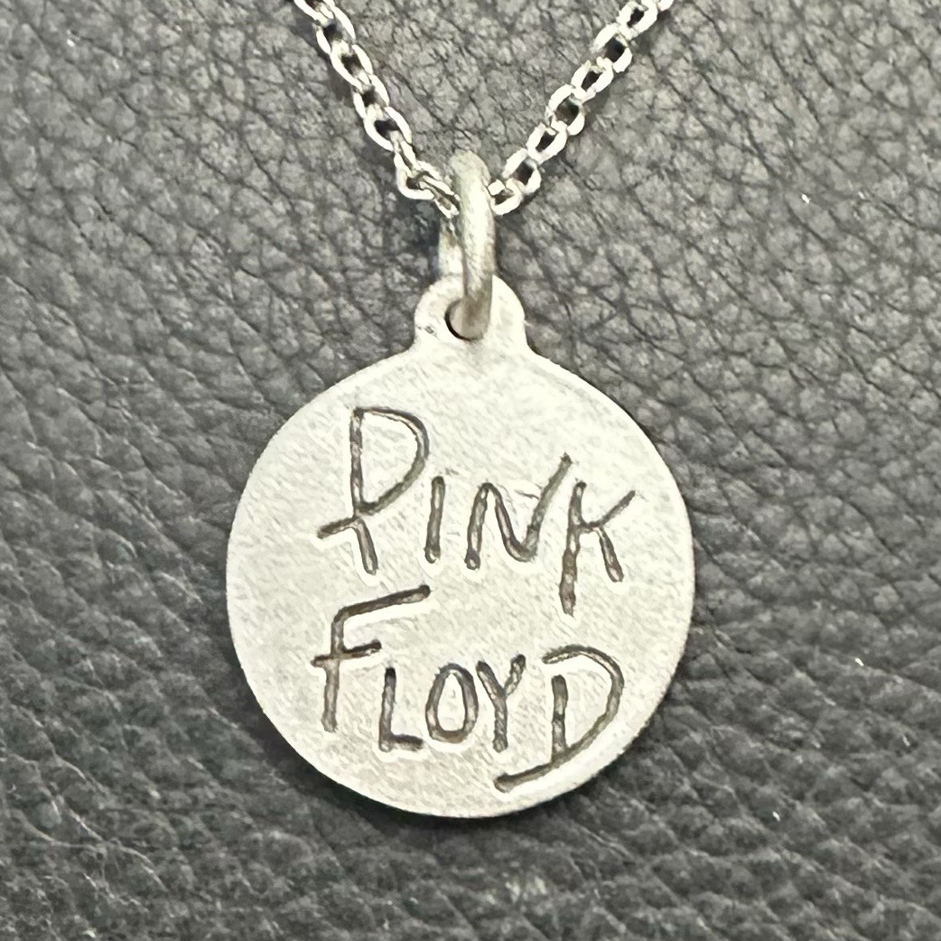 MJG STERLING SILVER PINK FLOYD PENDANT. + CHAIN. 23mm. 5.7 GR.