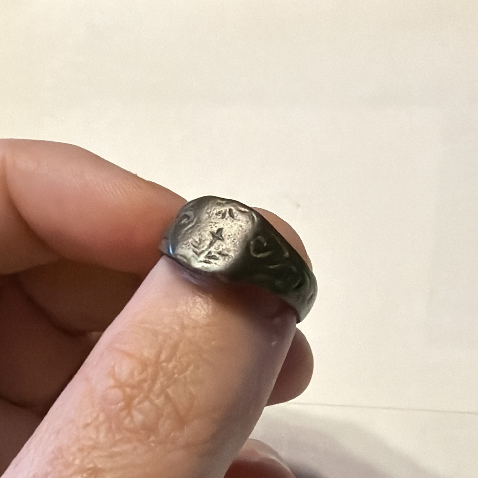 Vintage Ancient Bronze Signet Ring Stylized Plant Star Intaglio Size Unknown