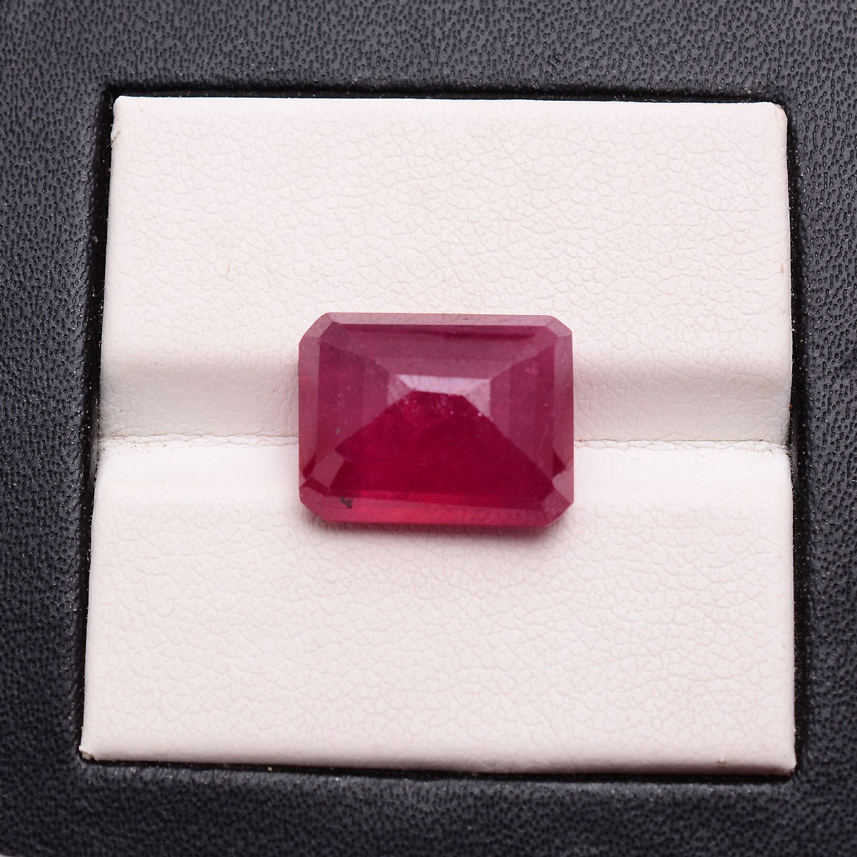 11.40 Ct Natural Mozambique Ruby High Grade Cushion Cut Vivid Red Loose Gemstone