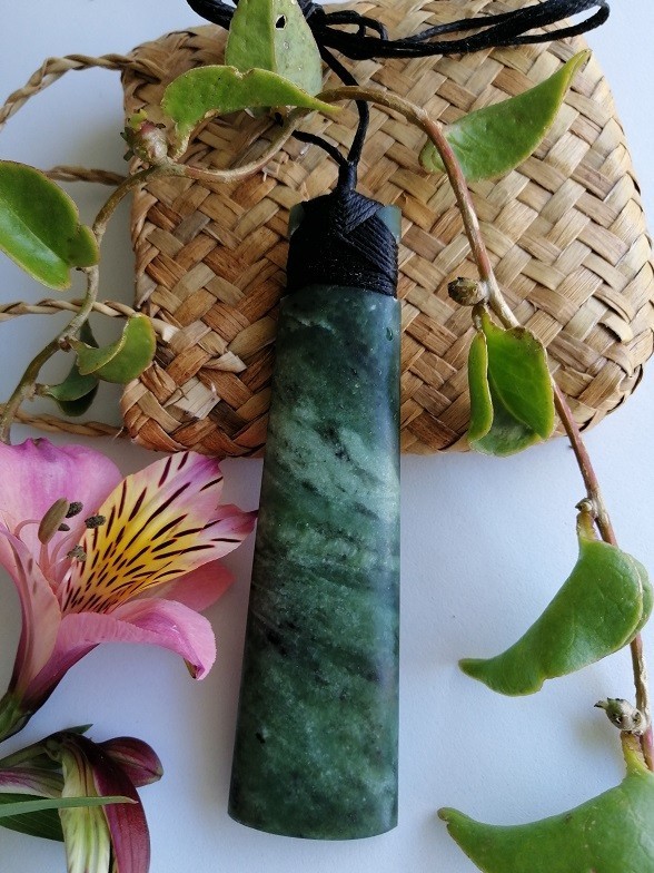New Zealand Jade Greenstone Toki Matt XL Large pendant 110mm L x 30mm Unisex