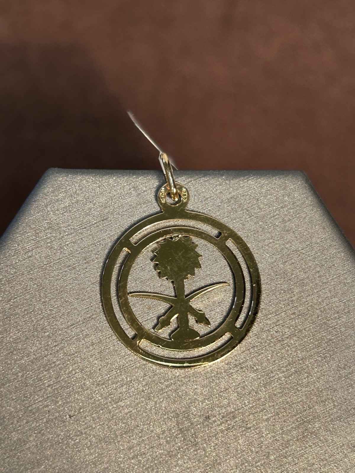 YellowGold Saudi Arabia Palm Tree & Crossed Swords National Emblem Pendant Charm