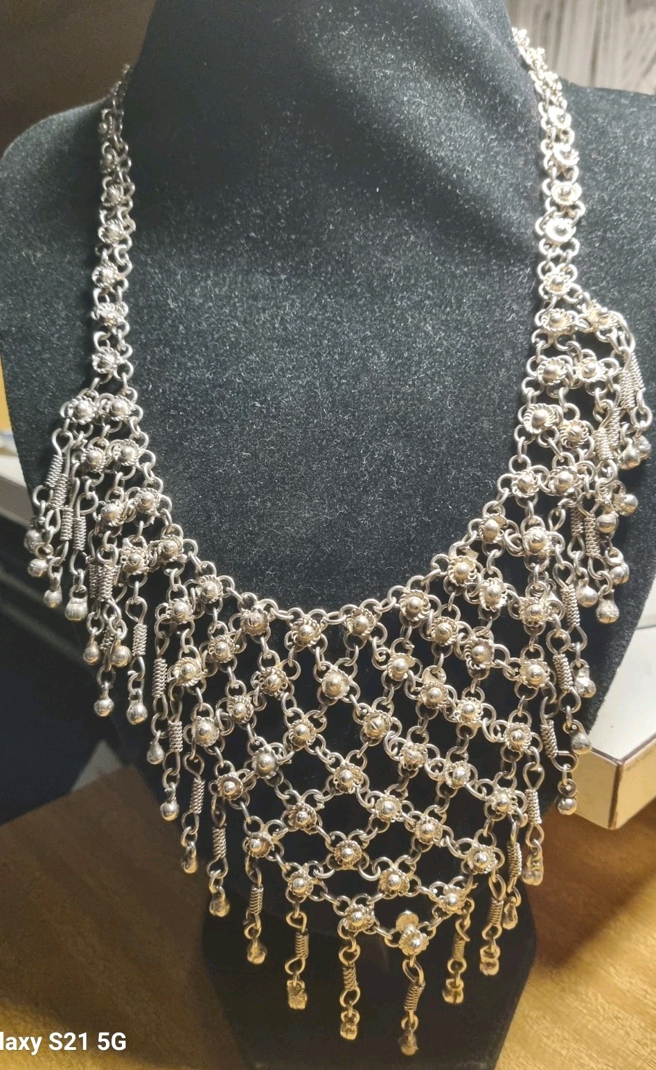 Silvrerplated Chain Maile Style Necklace