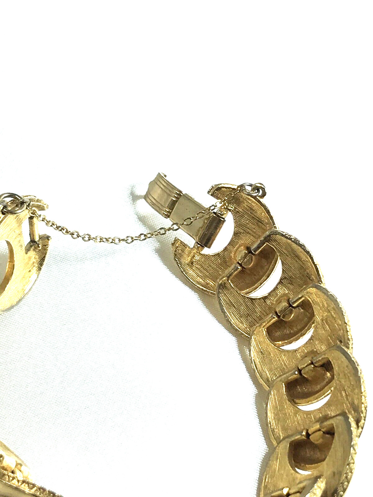 Vintage Estate Textured Chain Link Bracelet with Safety Chain