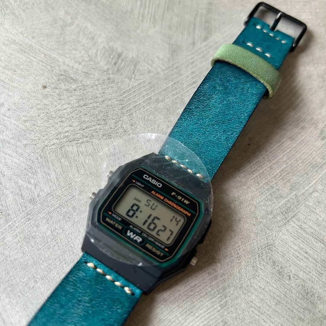 CASIO F 91W leather belt custom Marugo wax turquoise