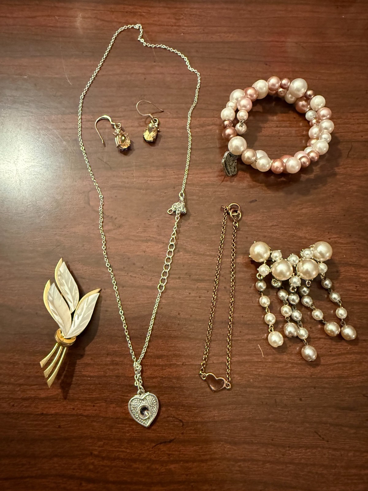 Costume Jewelry Lot-Heart Princess 6 pcs as pictured