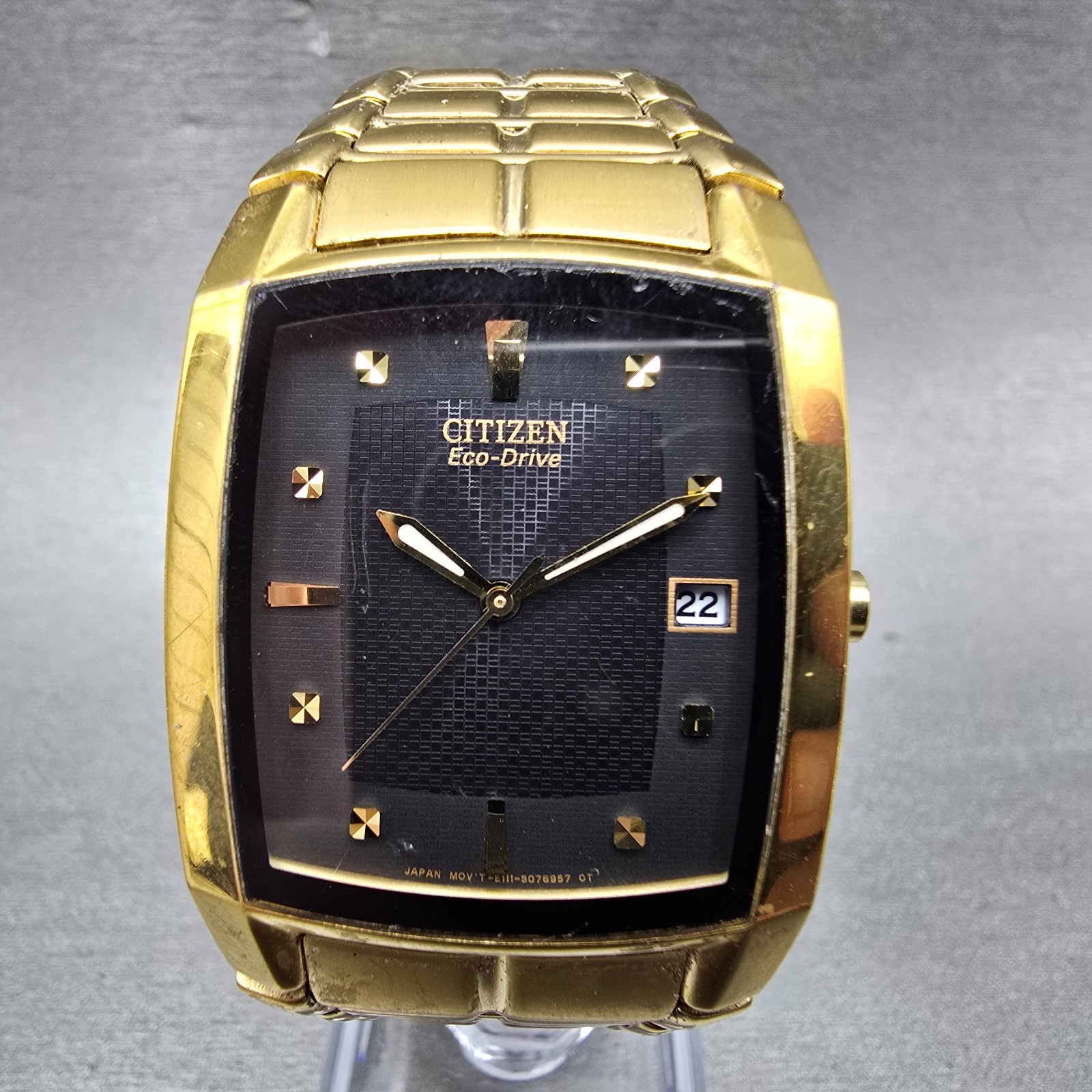 Citizen Eco-Drive Tank Watch Men 31mm Black Dial Gold Date E111-S049369 Runs Jkm
