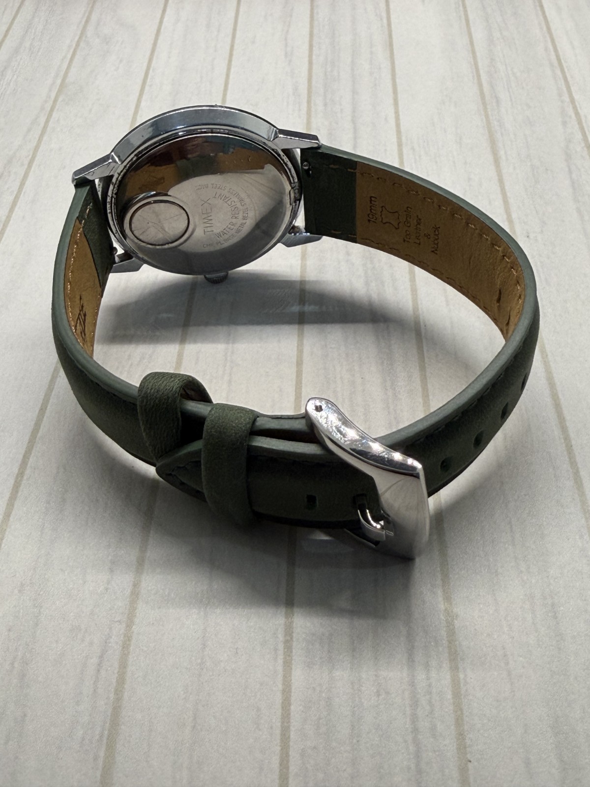 Vintage 1975 Timex Electric Dynabeat Mens Silver Champagne Date Green Leather