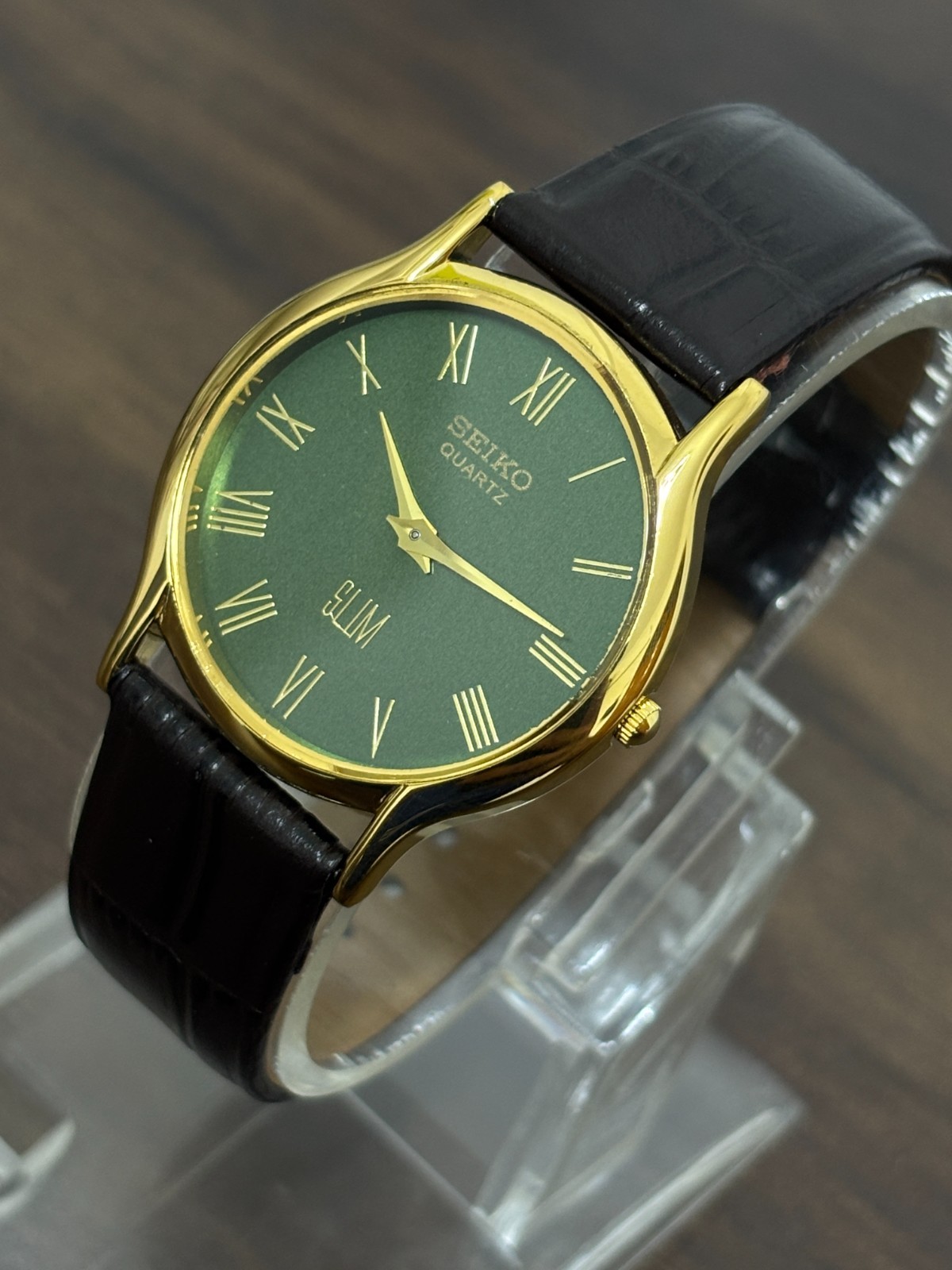 Vintage Seiko Slim Men’s Wrist watch-Green Roman Dial