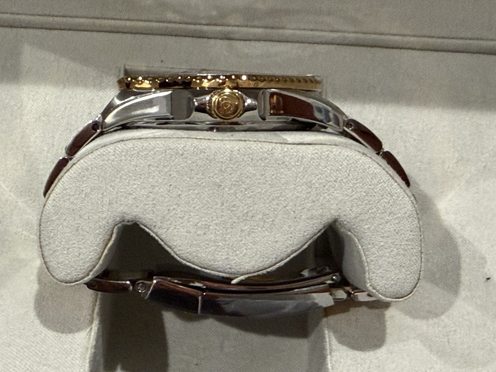 Laarvee Pea001-Sgblk Two Tone Watch Lightly Pre-Owned Silver Gold COMPLETE