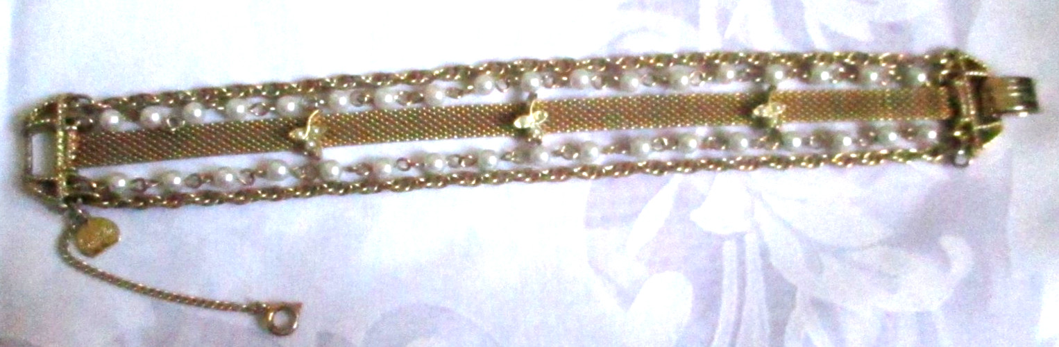 VINTAGE JUDY LEE GOLD TONE MESH & PEARL 5 STRAND BRACELET 7 1/2″ LONG