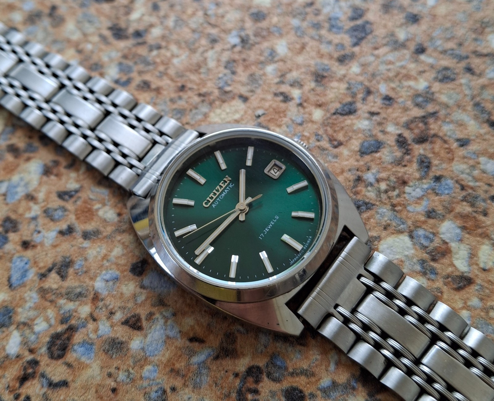 Vintage Citizen 21 Jewels Automatic 8215 August 1976