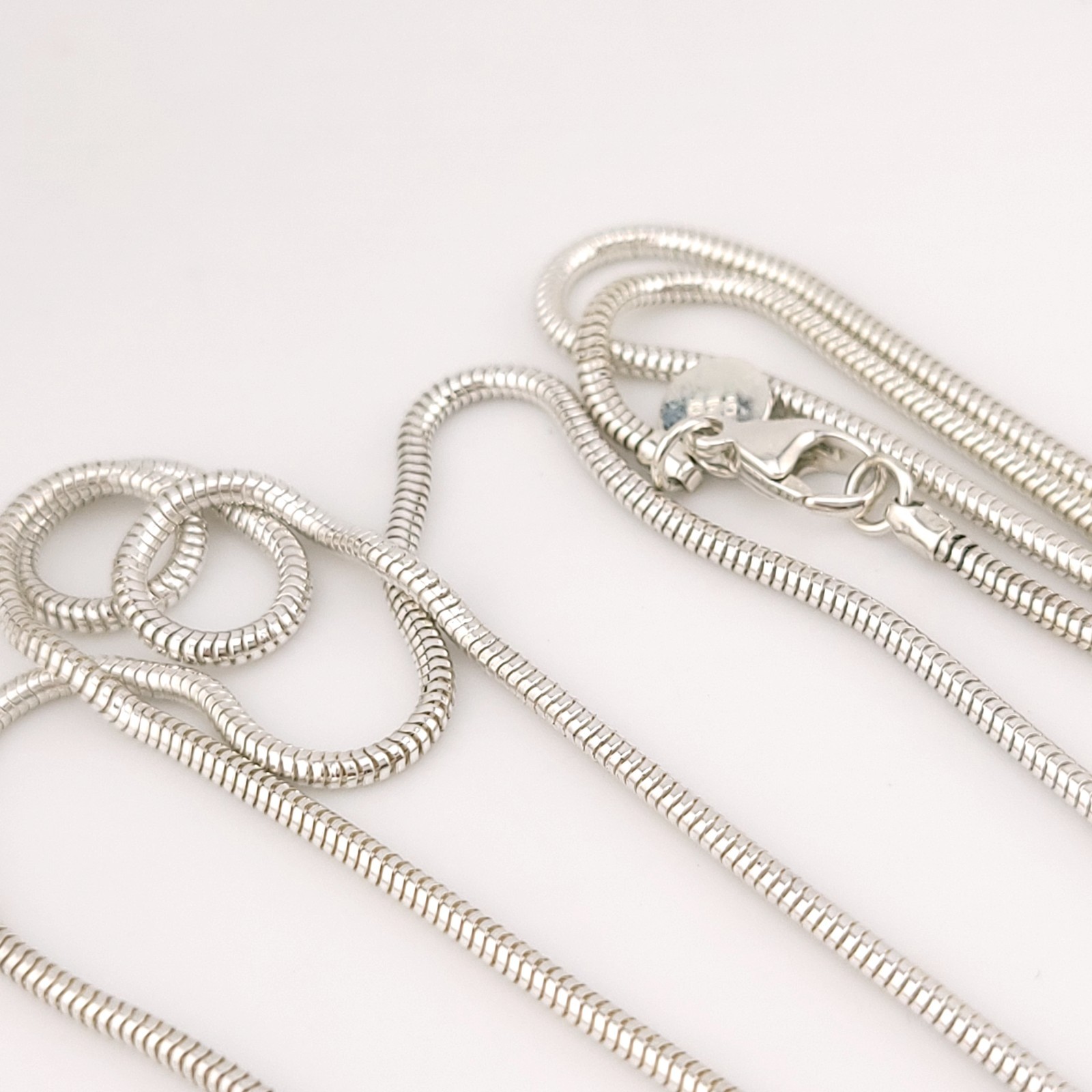 Vintage Tiffany & Co. Sterling Silver 2mm Snake Chain 72′ Inch Necklace