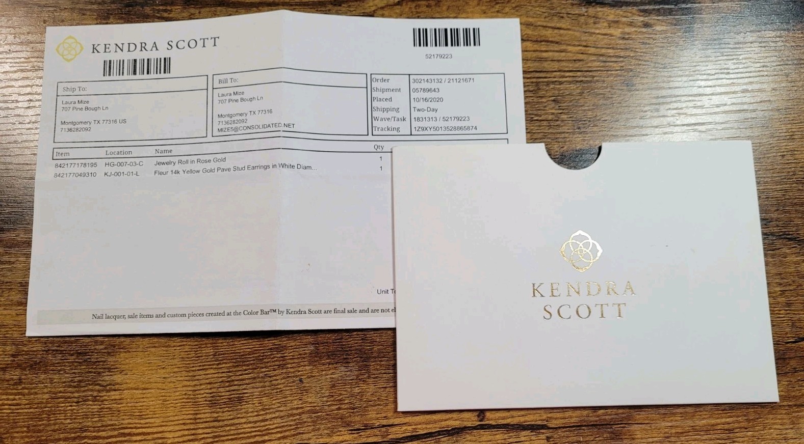 HTF Sparkling Kendra Scott 14kt Yellow Gold Pave Diamond FLEUR Logo Earrings