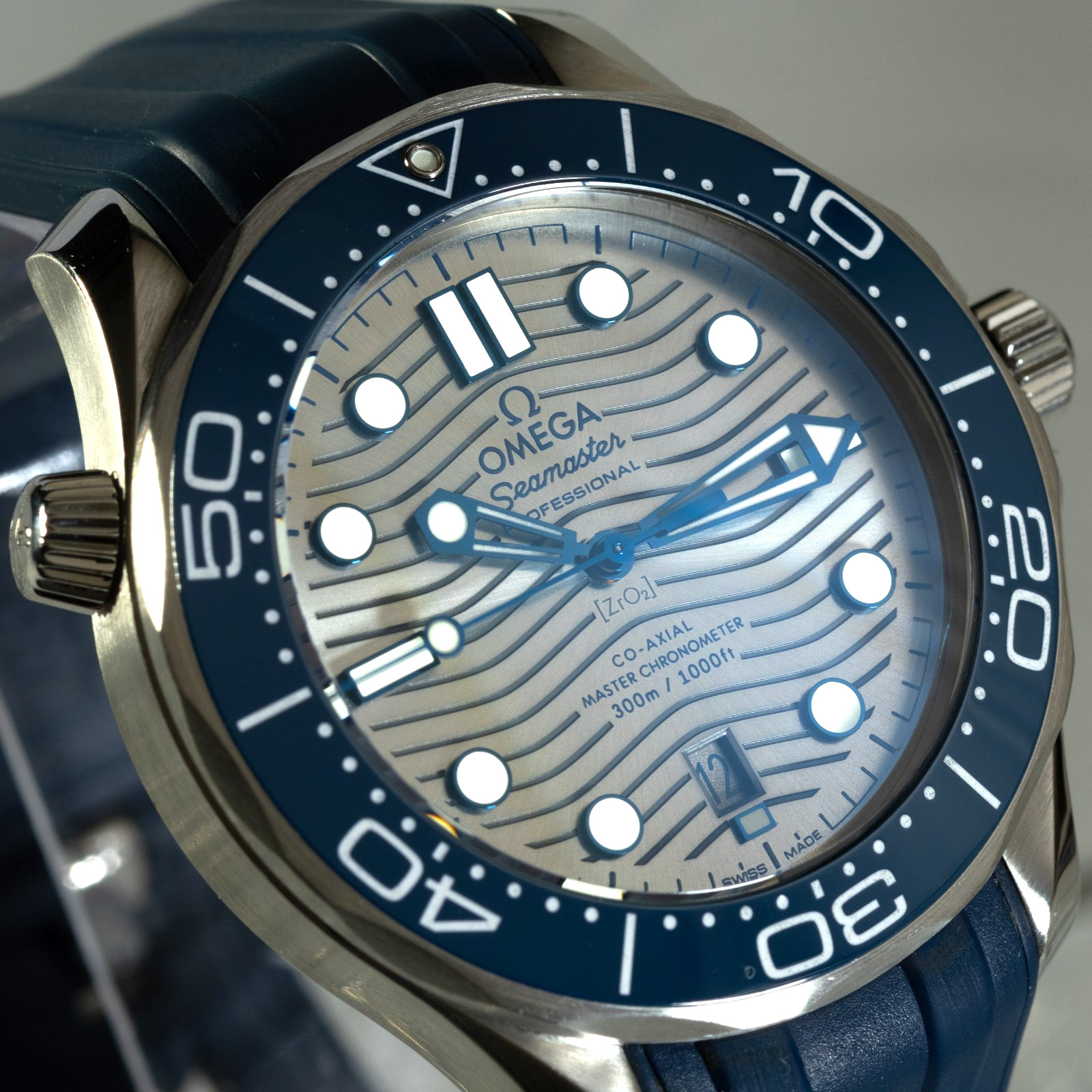 OMEGA Seamaster Diver 300M Gray Wave Blue Rubber Full Set 210.32.42.20.06.001