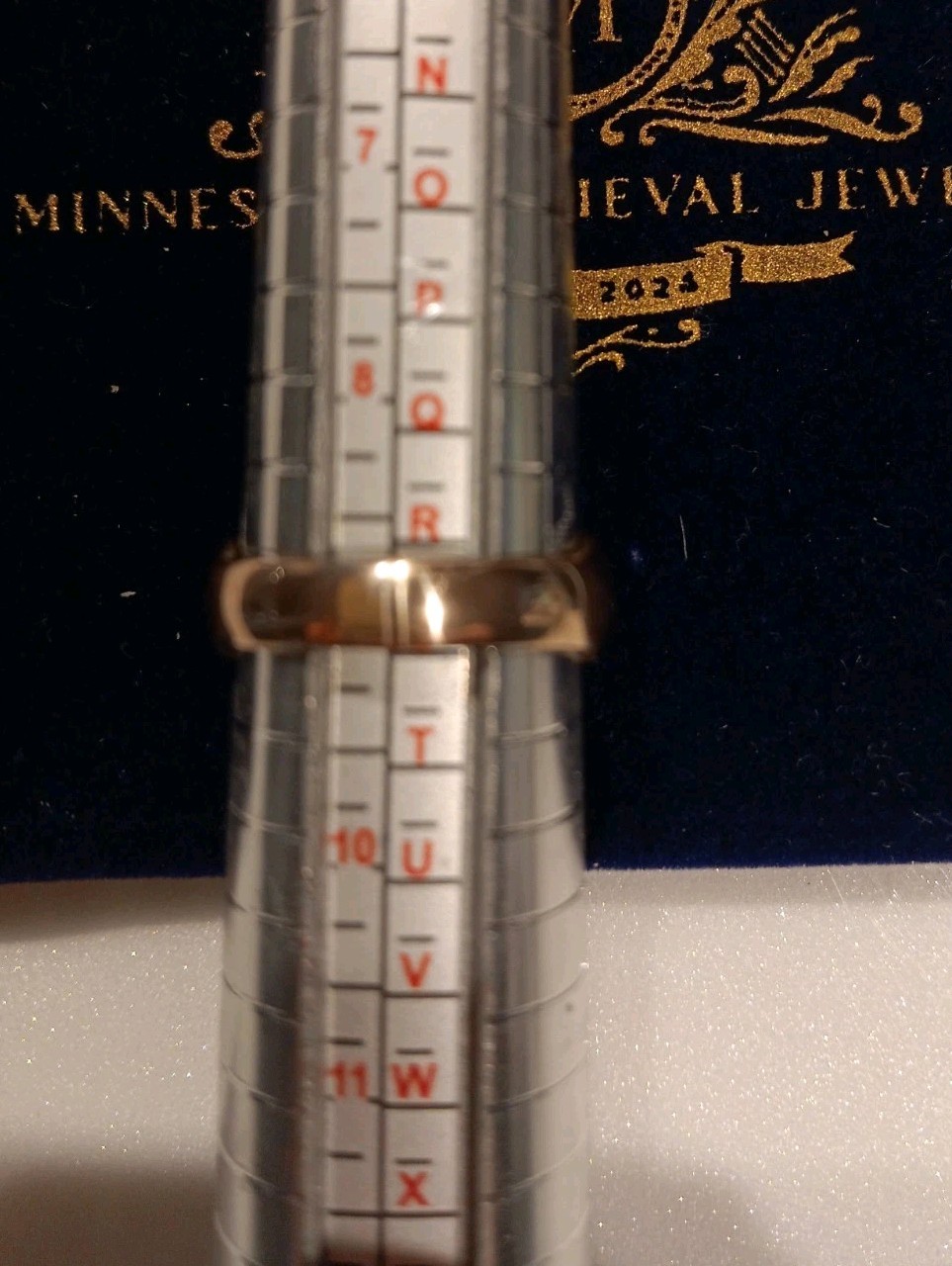 10k yellow gold ruby ring. Size 9
