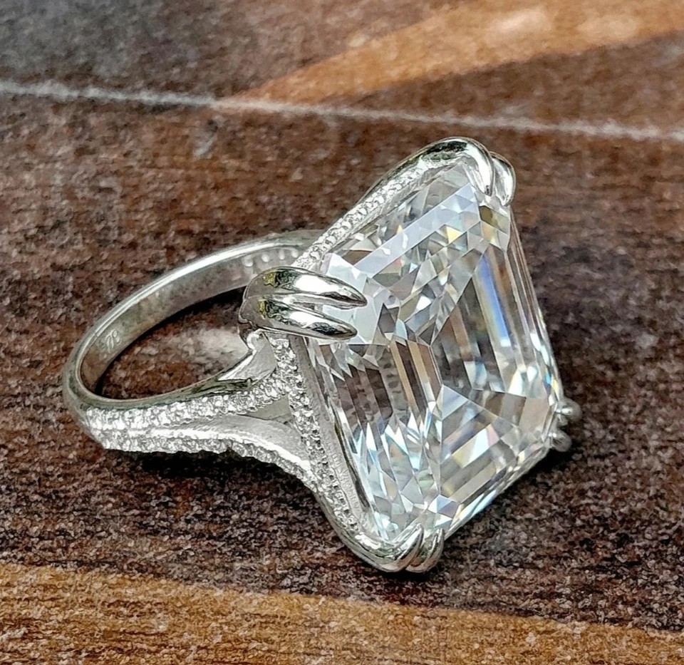 RARE 11.10 Ct Certified Treated White Diamond Solitaire Ring In 925 Silver