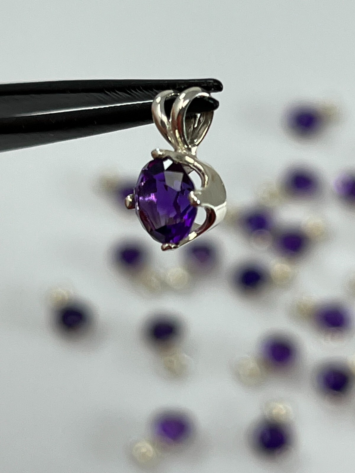 925 Nickle Free Argentium Silver Deep Purple Amethyst Pendant