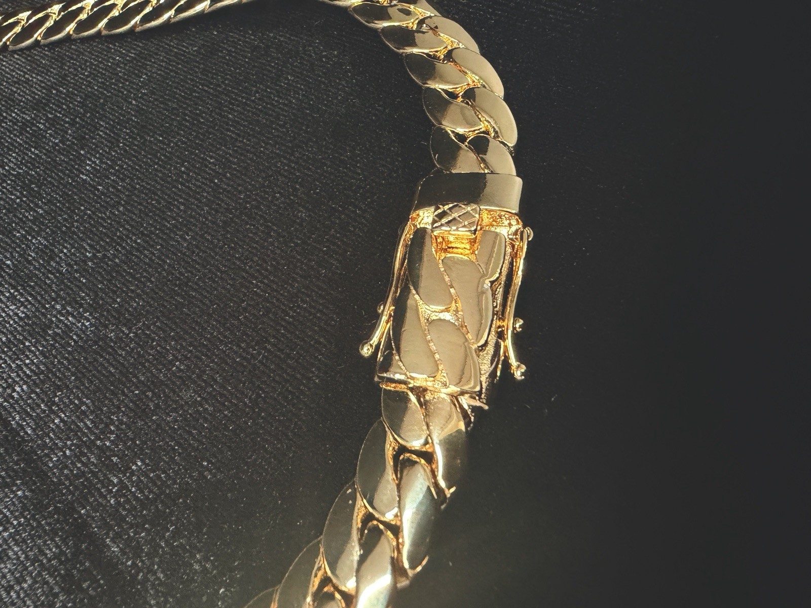 Miami Cuban 20in 11MM 14K Stamped Gold Necklace w/Box Lock. BRAND NEW.