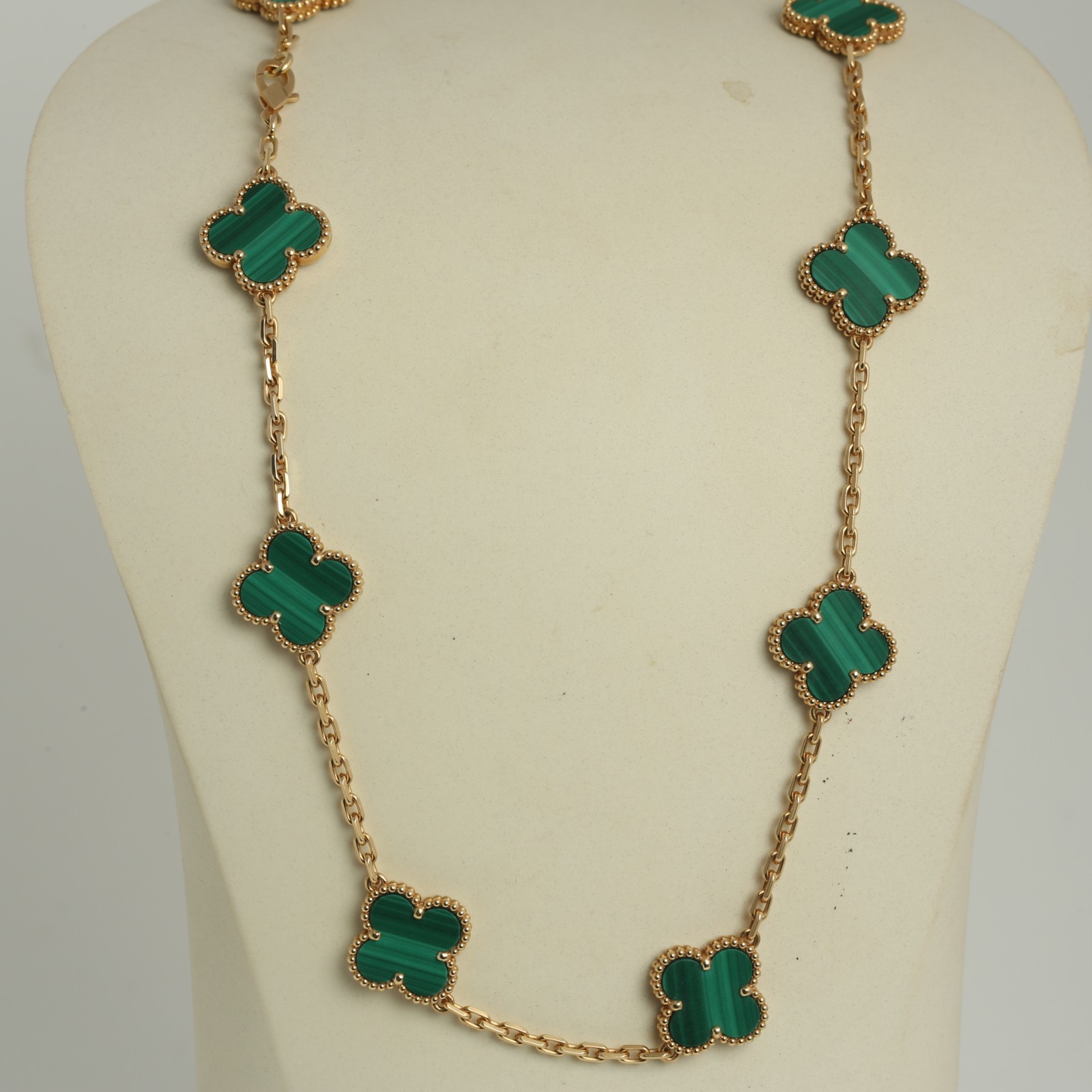 Van Cleef Arpels Malachite 10 Motif Vintage Alhambra 18k Gold Necklace 17″ POUCH