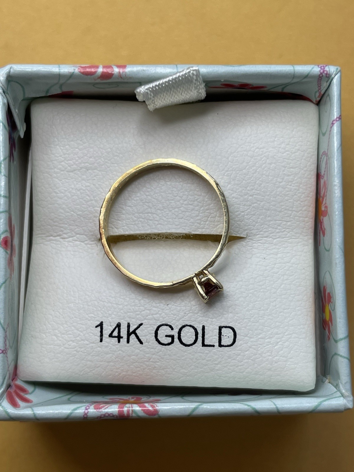 14K Gold Garnet Solitaire Ring Women’s Size 6 Engraved “BELLA 1-18-08” 0.5g