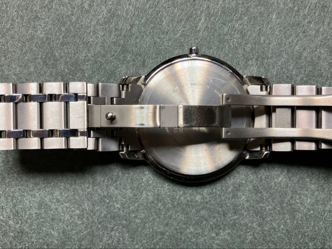 Citizen EXCEED AR4000-63L Eco-Drive Ultra Thin Blue Dial Titanium Mens Watch Box