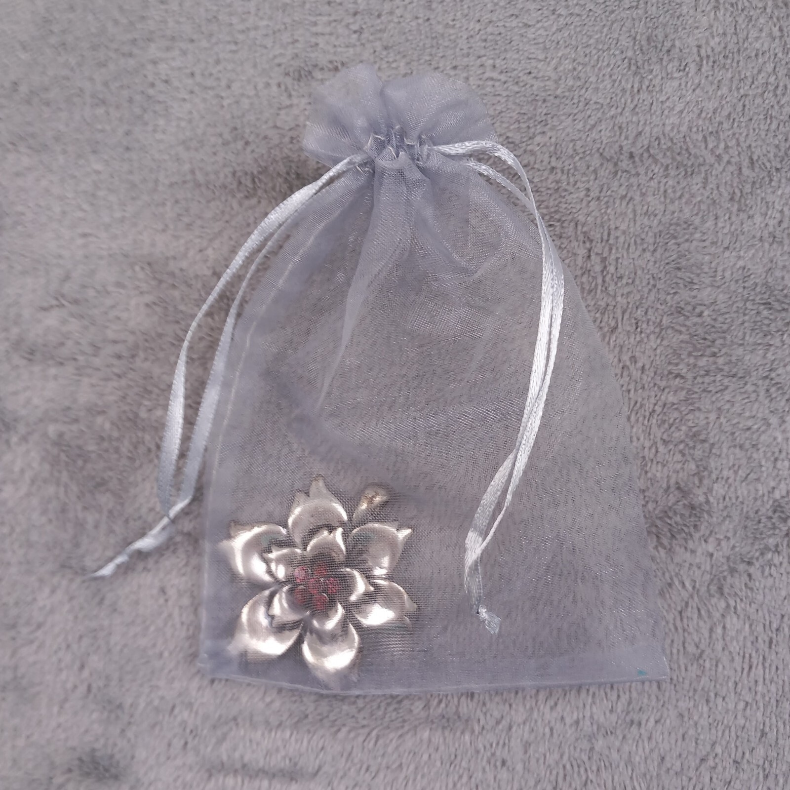 Unbranded Silver Red Rhinestone Flower Lotus Pendant Charm Vintage Y2K One Size