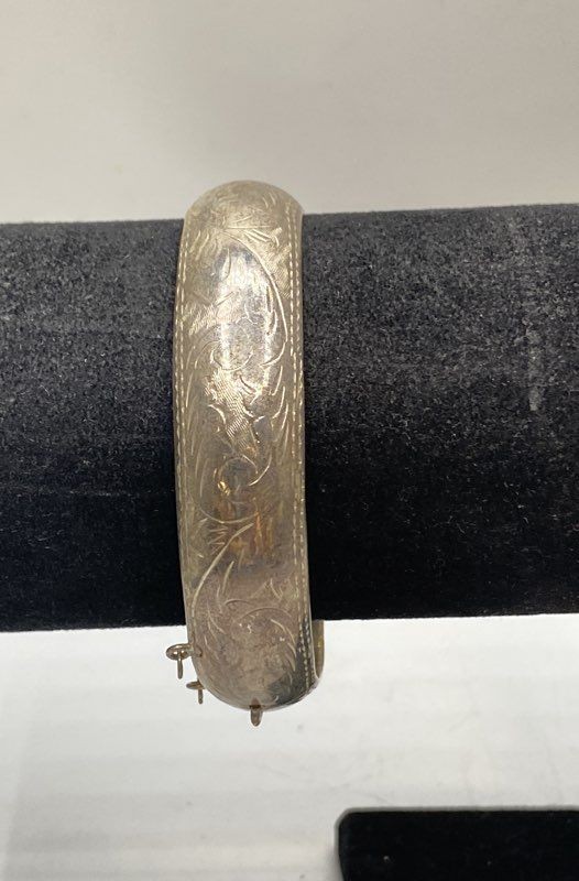 Sterling Silver 925 Engraved Floral Hinged Bangle Bracelet 7″ Vintage 22.4g