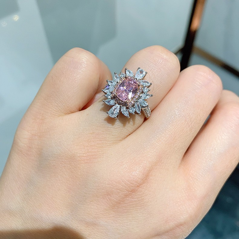 Fancy-Color Pink and Yellow 6×8 mm / 0.24×0.32 in Zircon Ring