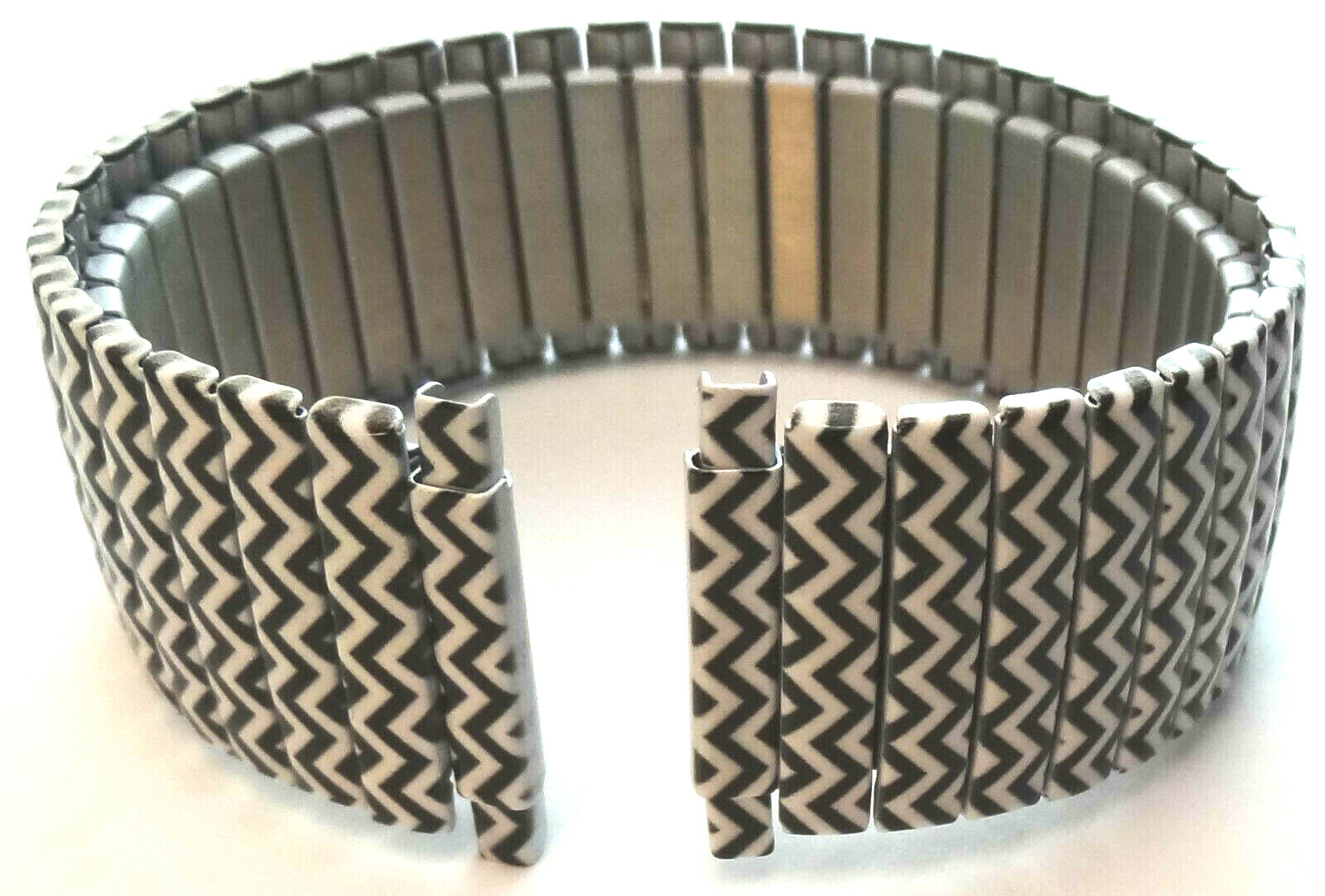 Black & White (Painted Enamel) on Stainless Steel Expansion 16-22mm Watch Band