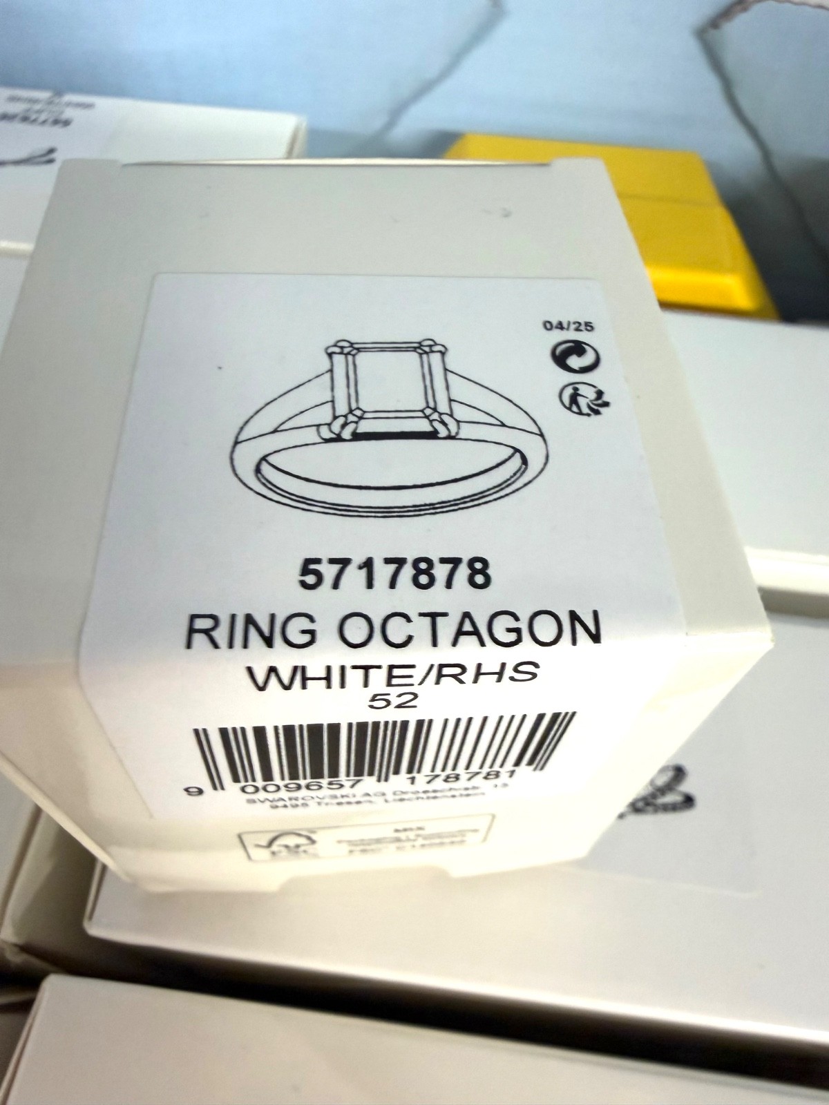 SWAROVSKI Stilla Ring Octagon Cut White Crystal Size 52 UK L Rhodium Plated NEW