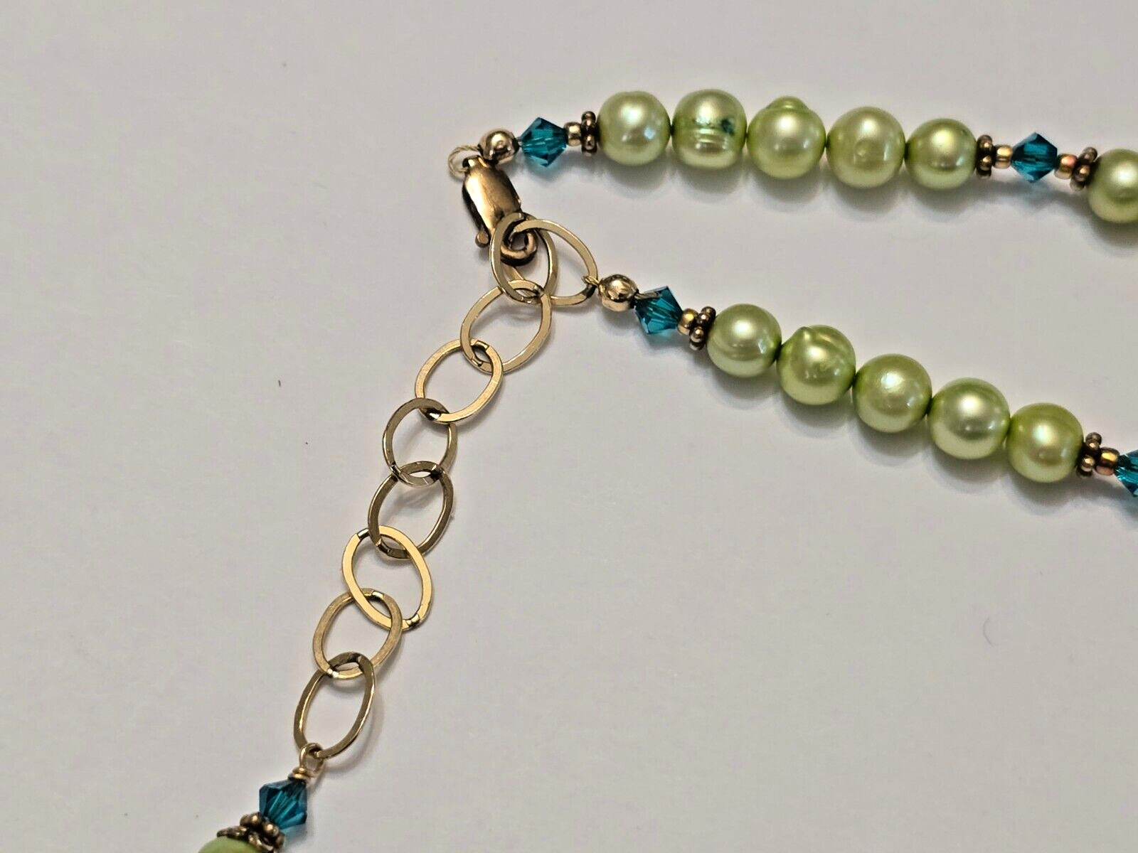Vintage Green 6 mm Pearl Gold Filled Clasp Beaded Necklace