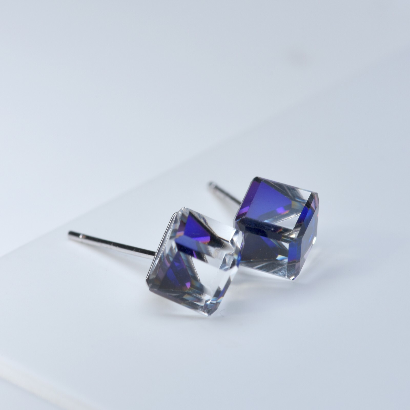 925 Sterling Silver stud made with Swarovski crystal magic cube classic earrings
