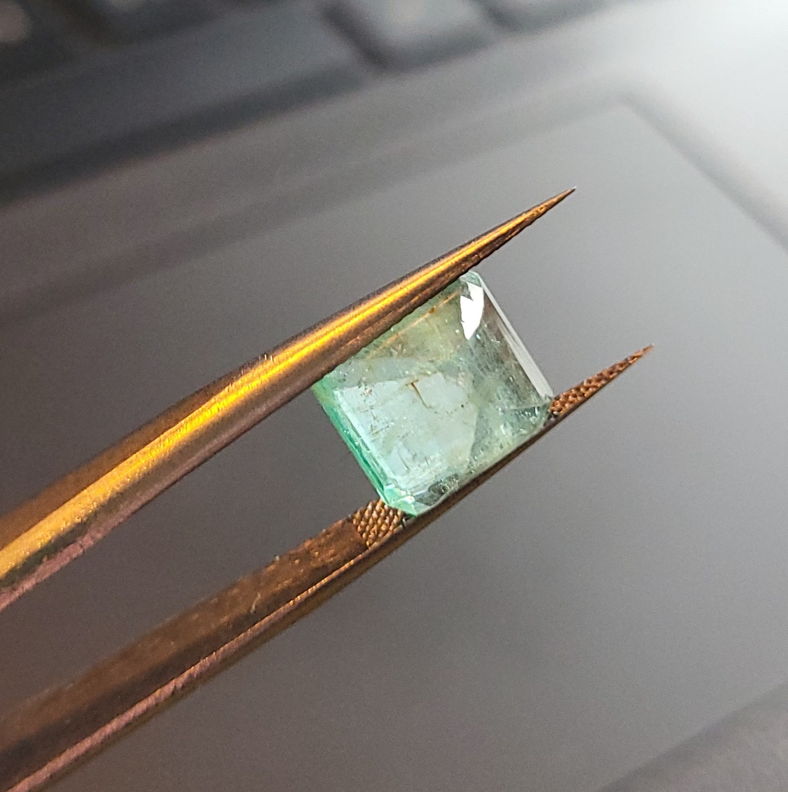 Top Natural Untreated Certified Vivid Green Ethiopian Transparent Emerald 4.55ct