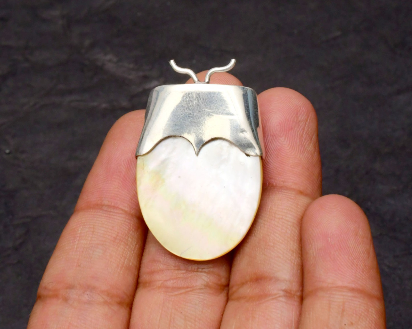 Mother of Pearl Gemstone 925 Sterling Silver Jewelry Pendant 1-2″