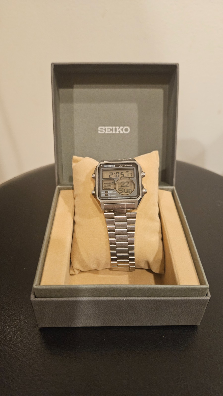 SEIKO D138-5030 Running Man Steel Watch LCD Chronograph Alarm -Serviced with Box