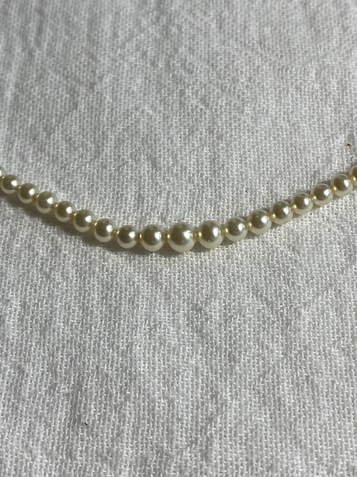 Vintage Graduating Faux Pearl Necklace Silver Tone Rhinestone Push Lock Closure